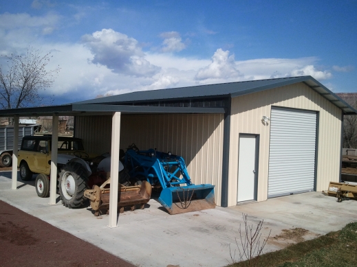 blog/1522337798AZBarn.Gate.DarenPrince.Overhang.jpg Much Better Than A Motorcycle Cover!