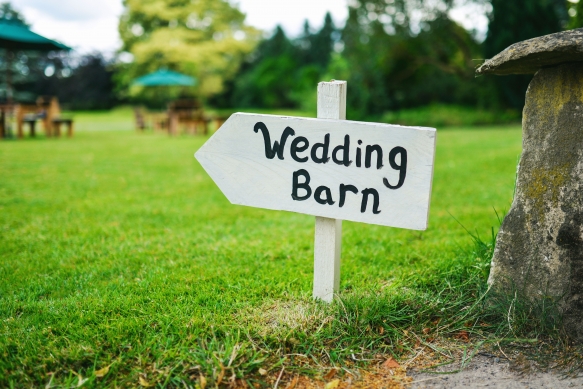 blog/15582138253qpmEzBs.jpeg How to Build a Barn to Rent Out for Weddings & Other Events